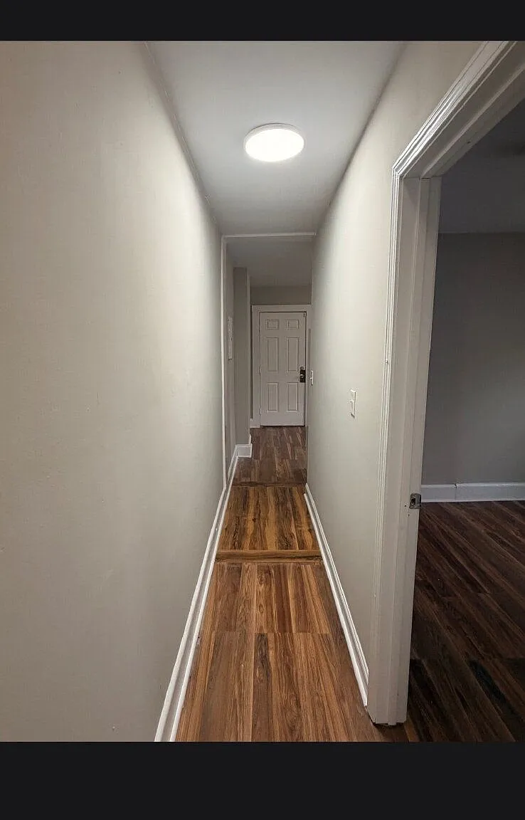 2 bed, 1.0 bath, 663 sqft, $895 — Photo 3