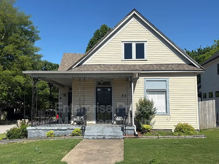 32 N Cooper St — Photo 2