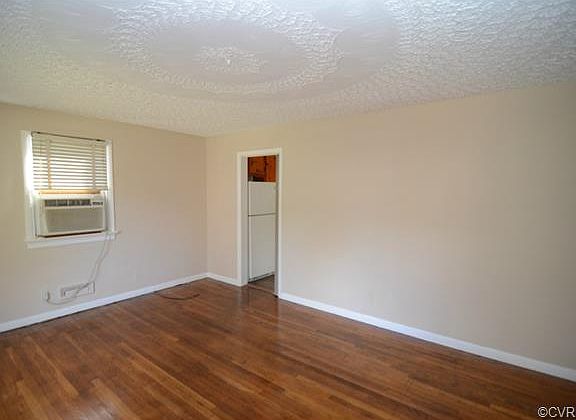 4th image of 3602 Griffin Ave