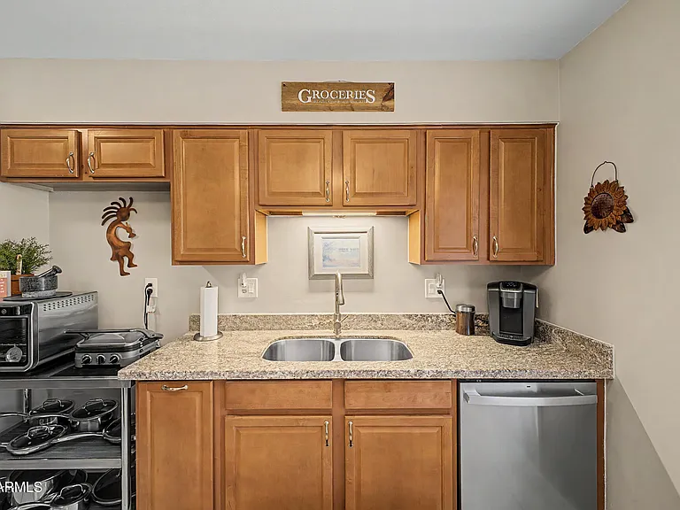 18407 N 132nd Ave — Photo 11