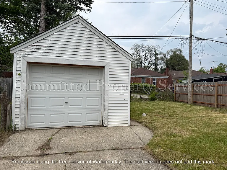 18536 Westmoreland Rd — Photo 10