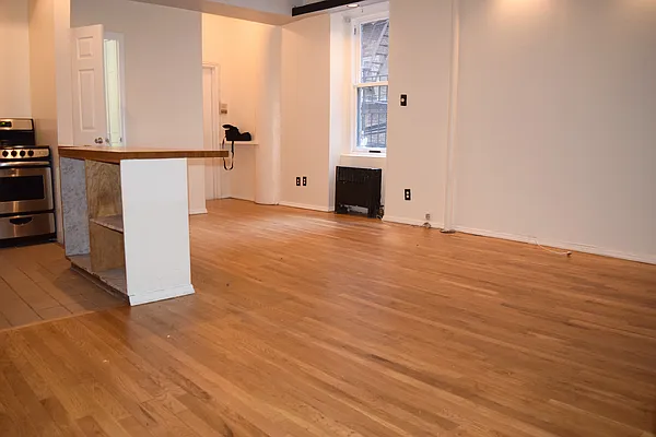 Rented by AD Real Estate Investors | media 12