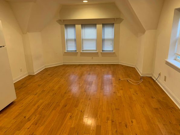 6908 N Broad St #2F