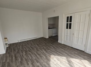 527 1st Ave E, Newton, IA 50208
