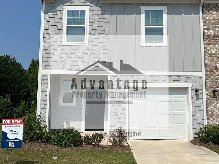 132 Saginaw Ct — Photo 1