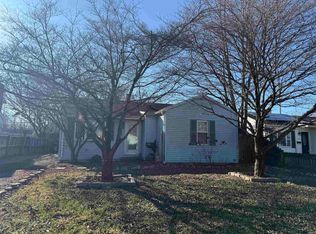 2505 Ravenswood Dr, Evansville, IN 47714