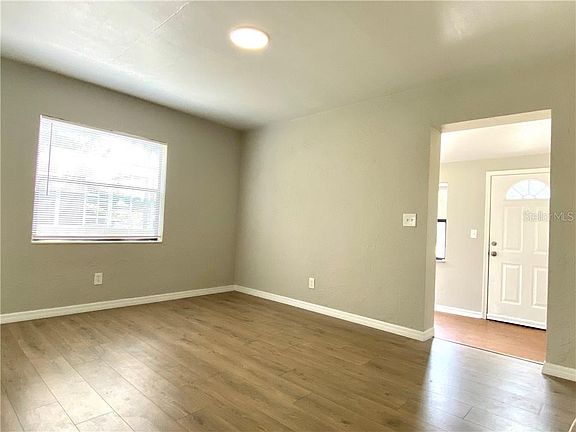 4th image of 3861 11th Ave S