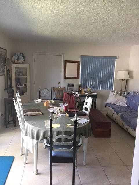 1st image of 1563 Cranbrook Ave