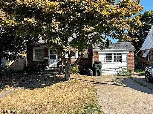 2237 40th St NW photo 1