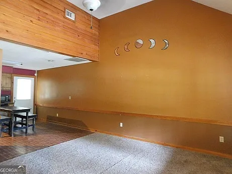 Building Photo - 146 Winding Way