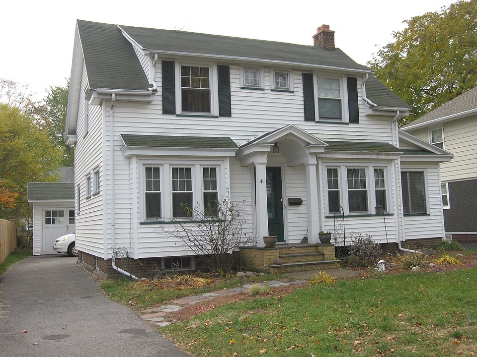 Street view of 41 Thorndyke Rd