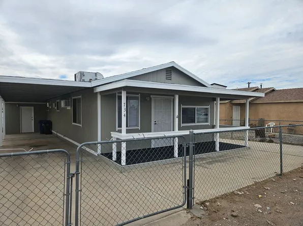 734 Swan Dr, Bullhead City, AZ 86442