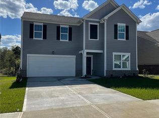 84 Carnaby St, Winder, GA 30680