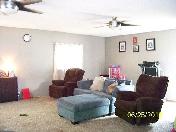 2nd image of 1011 S Water St