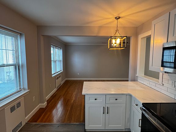 5th image of 1 Cedar St APT 33