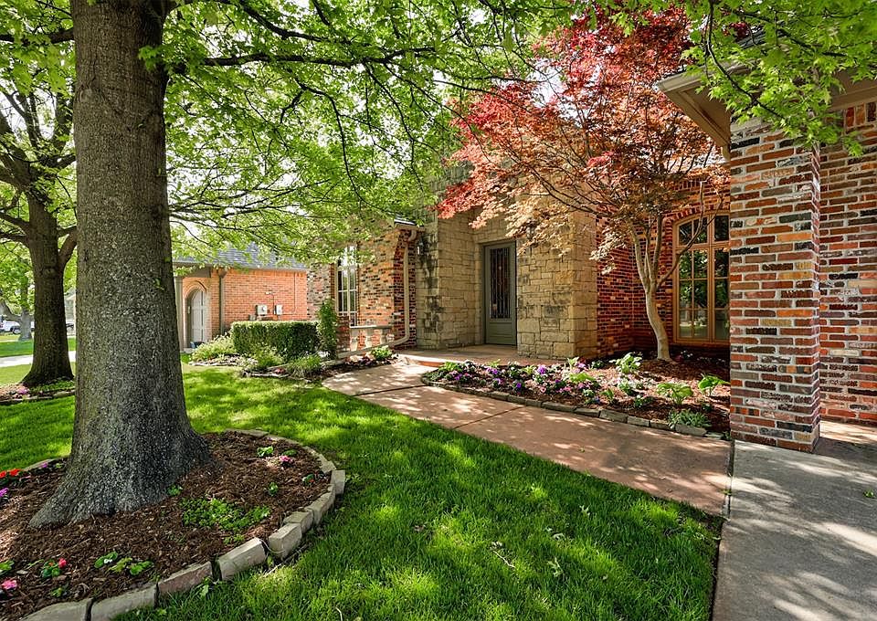 1st image of 1908 Red Prairie Dr