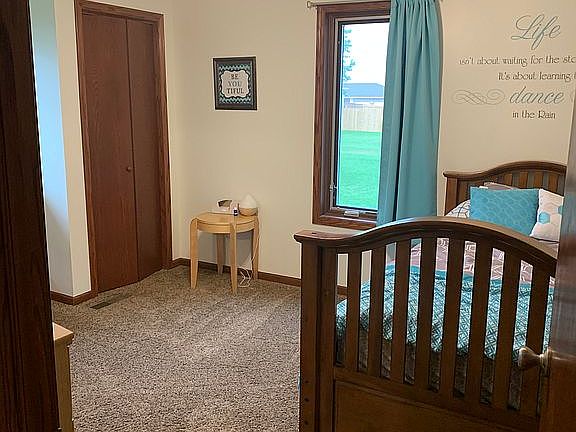5th image of 1346 N 10th St