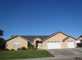 12875 Ivy Ln, Red Bluff, CA 96080