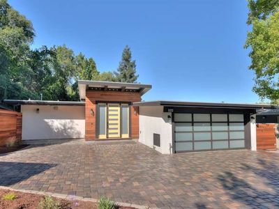 3804 Chatham Ct, Redwood City, CA, 94061