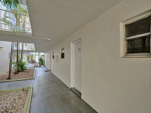 4205 N University Dr Photo 1