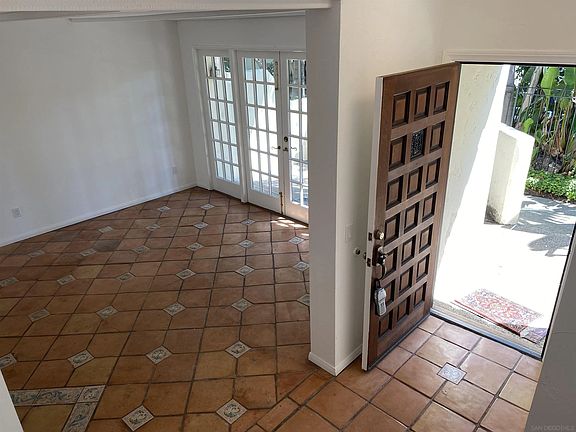 5th image of 8612 Villa La Jolla Dr Unit 4