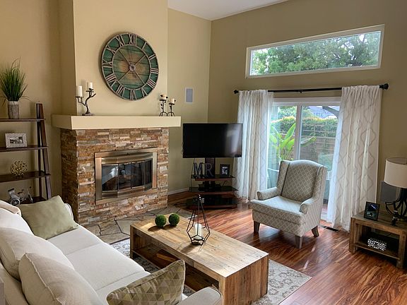 2nd image of 2515 Woodlands Way