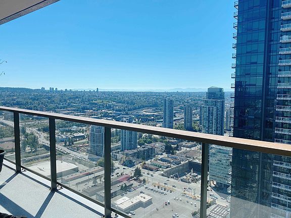 4th image of 4650 Brentwood Blvd #3807