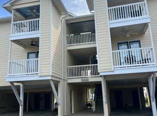 2421 Beachview Dr #4, Ocean Springs, MS 39564