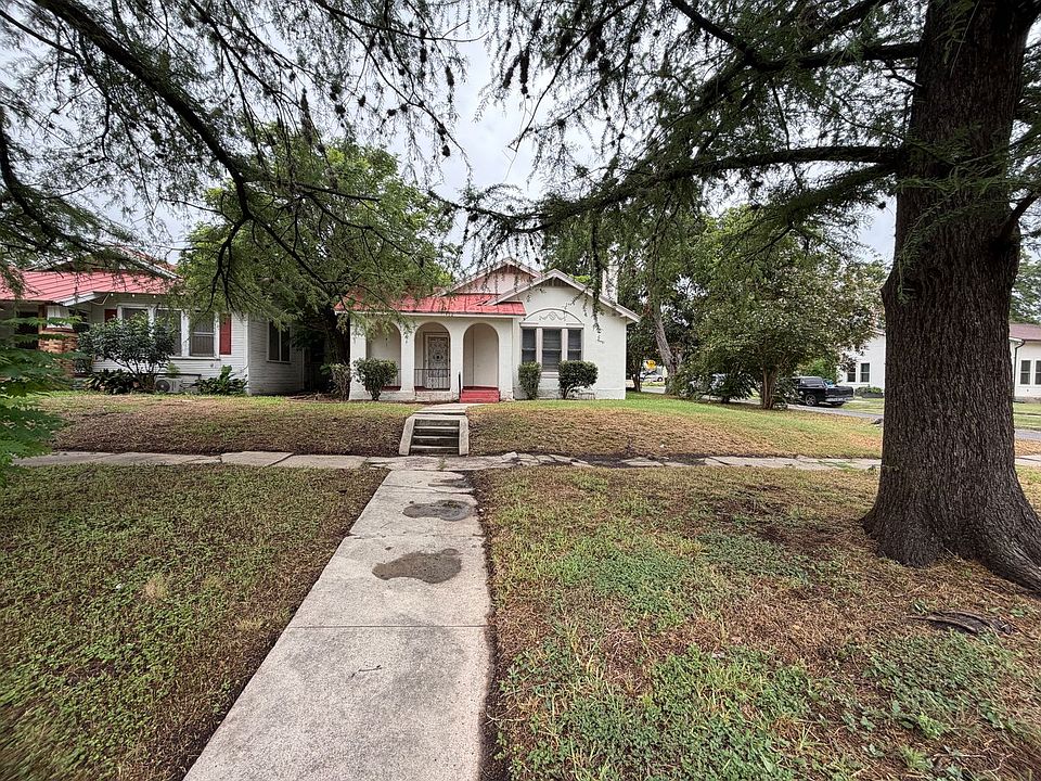 1st image of 1402 E Highland Blvd