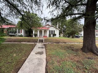1402 E Highland Blvd, San Antonio, TX 78210