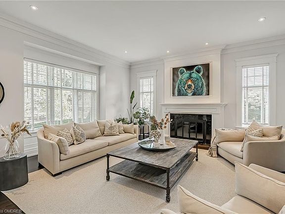 4th image of 250 Wedgewood Dr