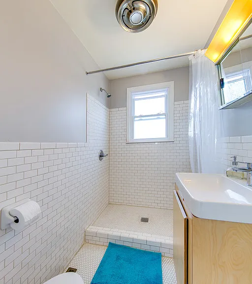 Gregory Dr — Photo 16