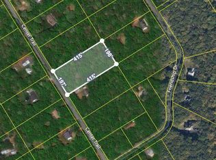 107 Center Trl, Hawley, PA 18428