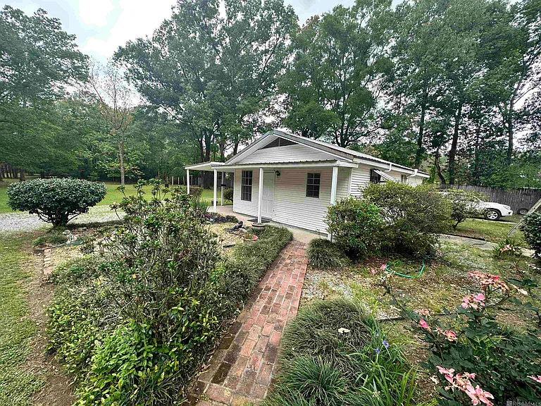 9231 Smith Rd — Photo 8
