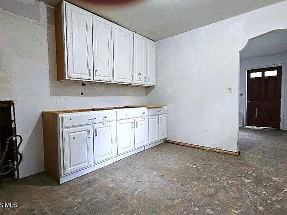 5th image of 3411 Buckeye St
