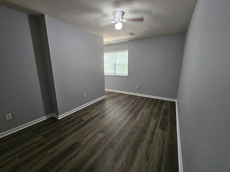 3480 Continental Dr — Photo 17