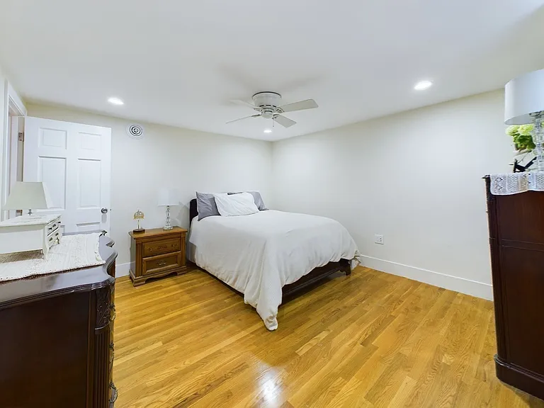 773 E 6th St #2 — Photo 10