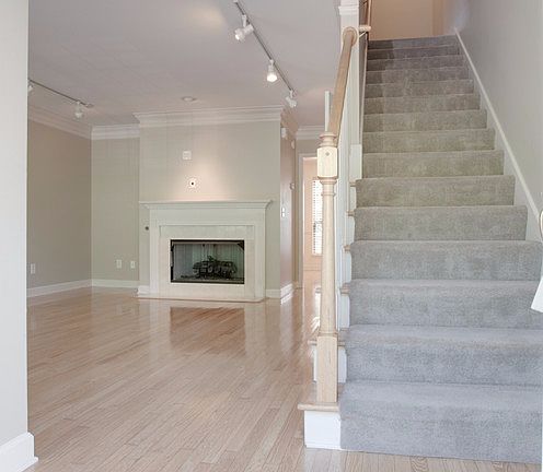 3rd image of 1617 Brentwood Pointe