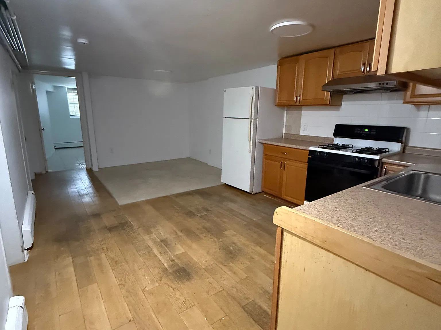 2 bed, 800 sqft, $1,850 — Photo 1