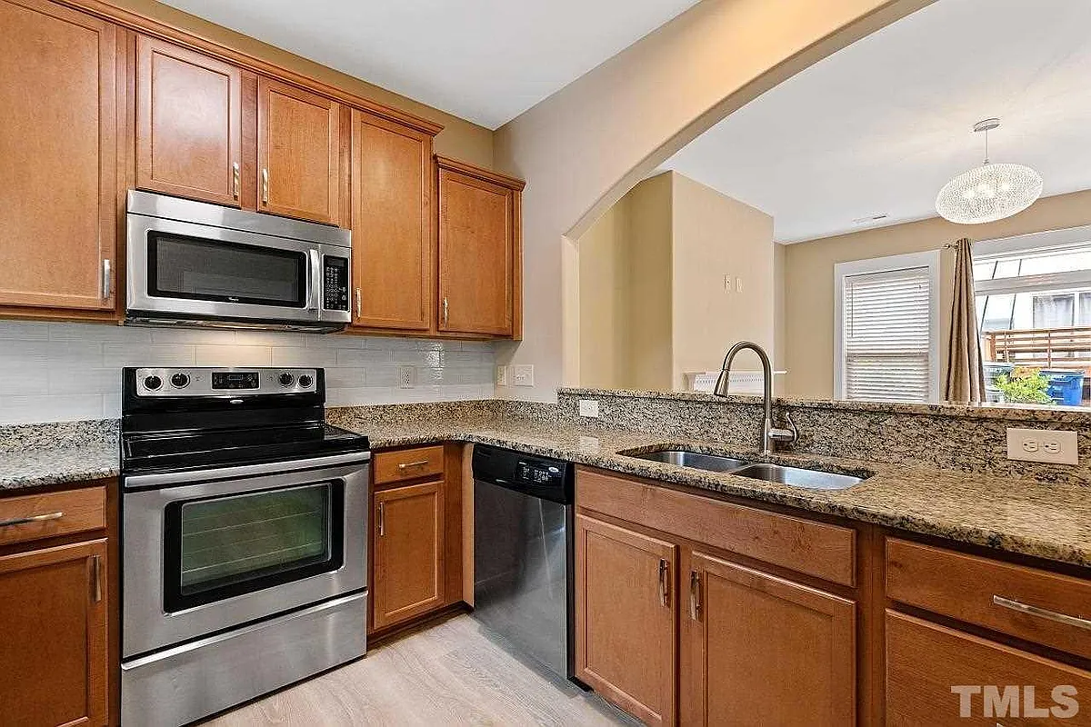 Building Photo - 3826 Amelia Park Dr