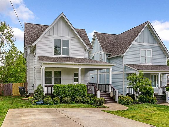 2nd image of 2435 Chapman Dr