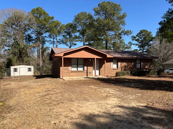 670 Norrell Rd, Tallassee, AL 36078