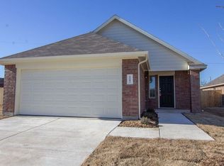 1502 Dove Cir, Ennis, TX 75119