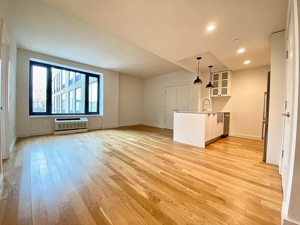 1st image of 409 Eastern Pkwy #1111