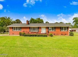 2700 Carey Rd, Kinston, NC 28504