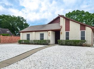 811 Wood Bridge Cir, Sugar Land, TX 77498