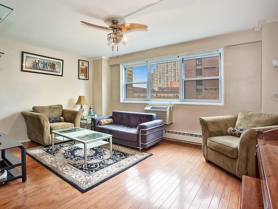 175 Willoughby St #6D