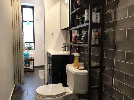 Rented by Reliance Realty Partners LLC  | media 14