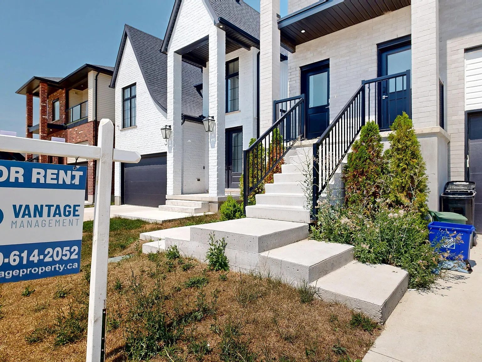 3867 Petalpath Way London — Photo 1
