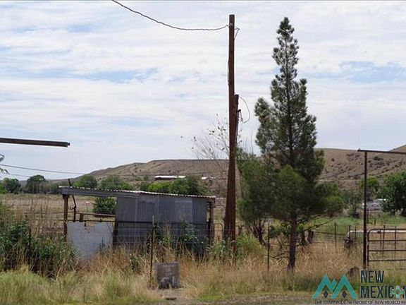 2nd image of 7 Hummingbird Ln